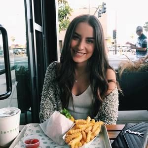 Meet your Posher, Amanda